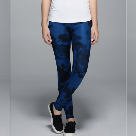 Lululemon Wunder Under Pant *Full-On Luxtreme Jumbo Inky Floral Black Inkwell - Picture 2 of 12